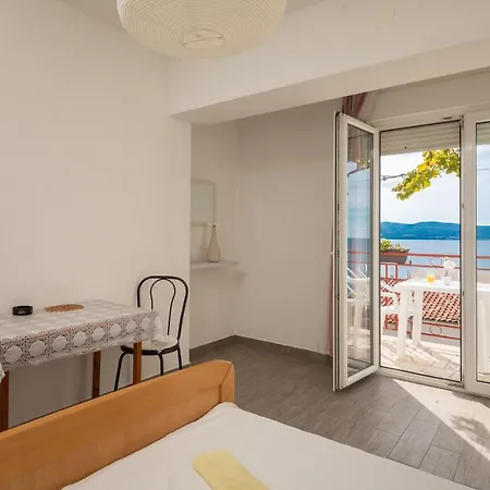 Seaview Opacak 公寓 奥米什